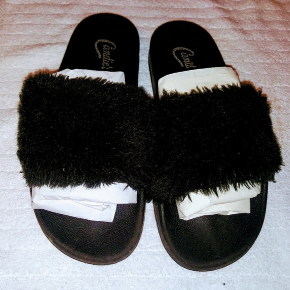 Flops - Picture 2 of 4